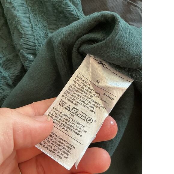 Old Navy Women Crochet Tank Top Size Medium Hunter Green Forest Fairy Goblincore - Picture 6 of 6